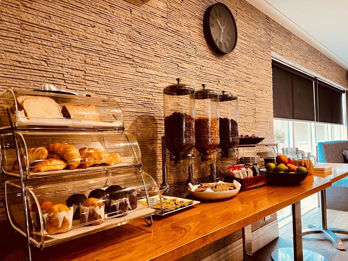 The Waverley International Hotel Glen Waverley Εξωτερικό φωτογραφία