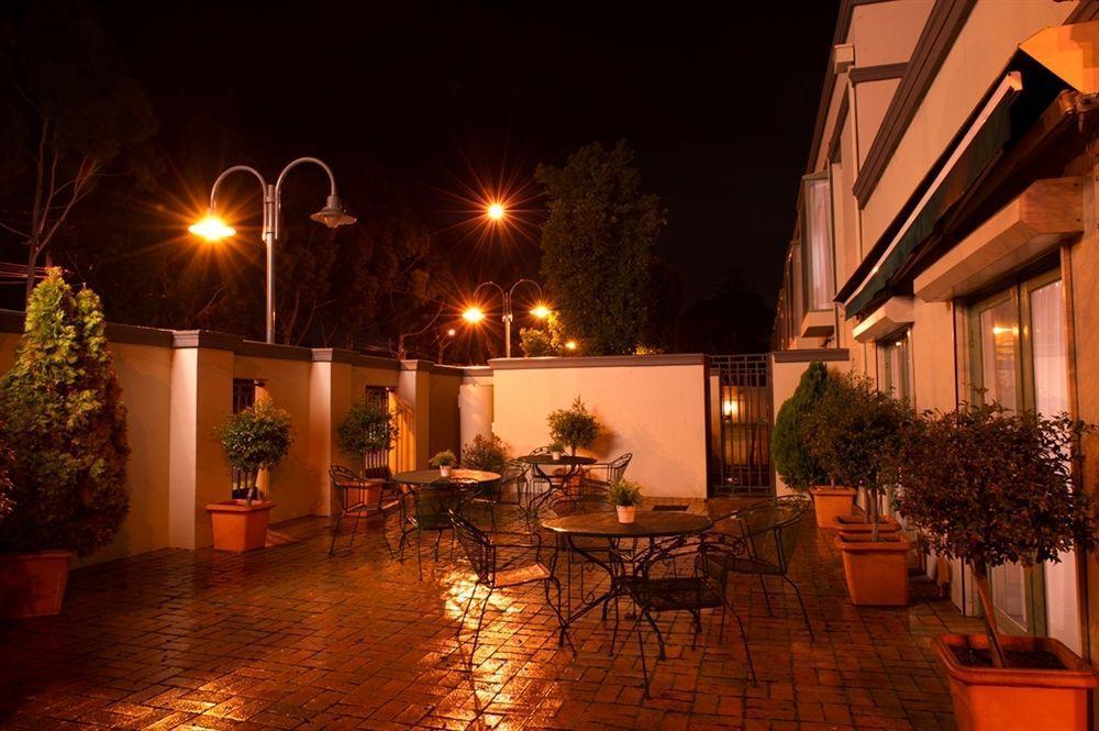 The Waverley International Hotel Glen Waverley Εξωτερικό φωτογραφία