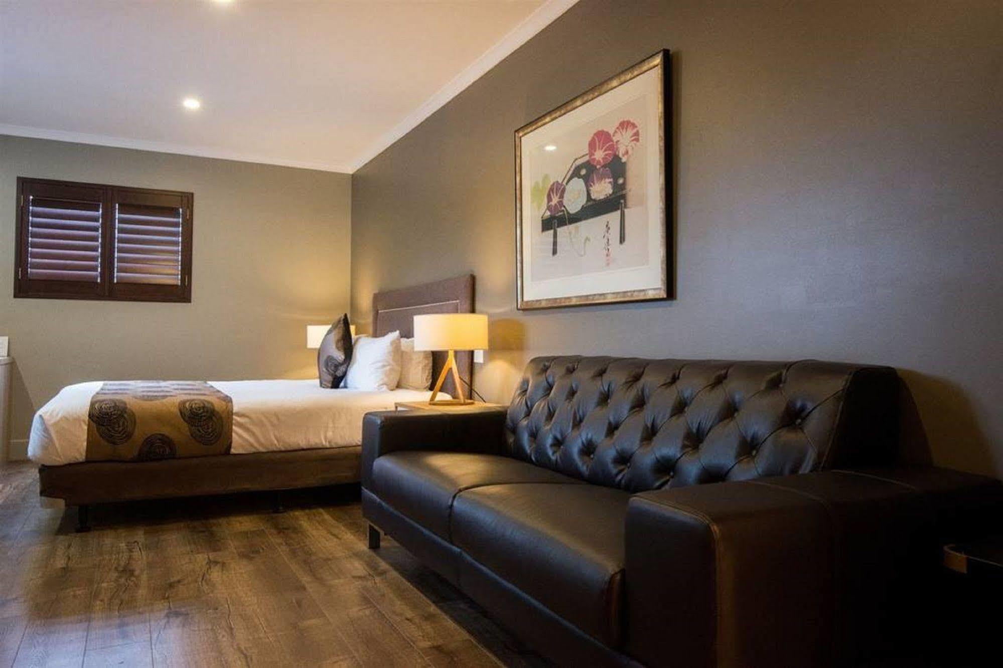 The Waverley International Hotel Glen Waverley Εξωτερικό φωτογραφία