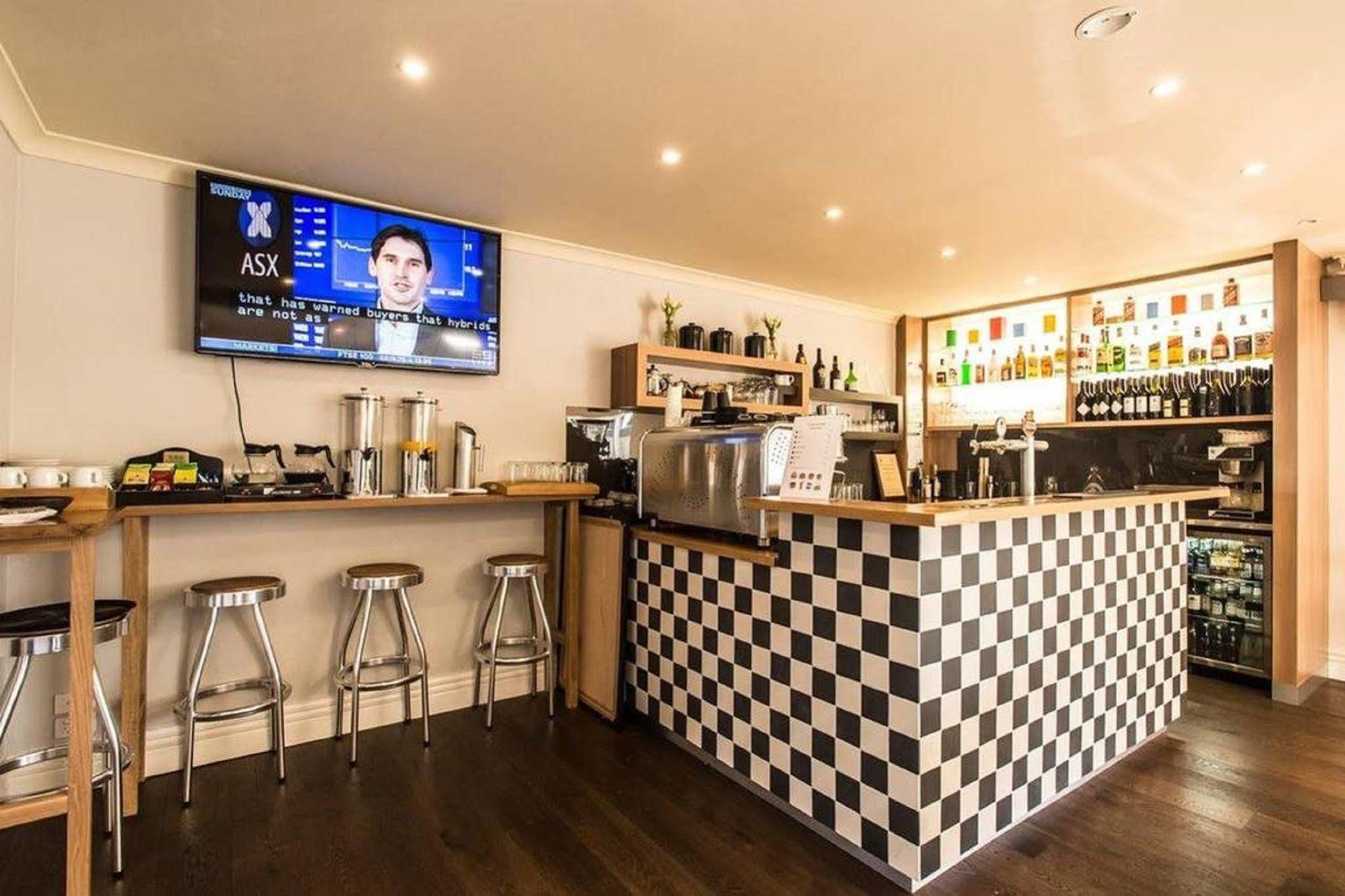 The Waverley International Hotel Glen Waverley Εξωτερικό φωτογραφία